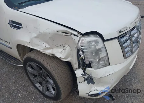 2007 Cadillac Escalade Standard from USA, damaged, VIN 1GYFK638X7R191838